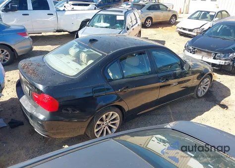 2011 BMW 328I xDrive z USA, uszkodzony, nr VIN WBAPK5C50BA661549